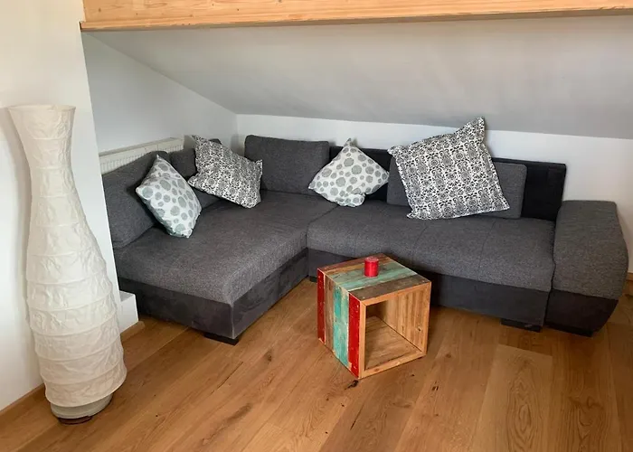Dachgeschoss Ferienwohnung Mit Charme - Top Floor Apartment With Charme