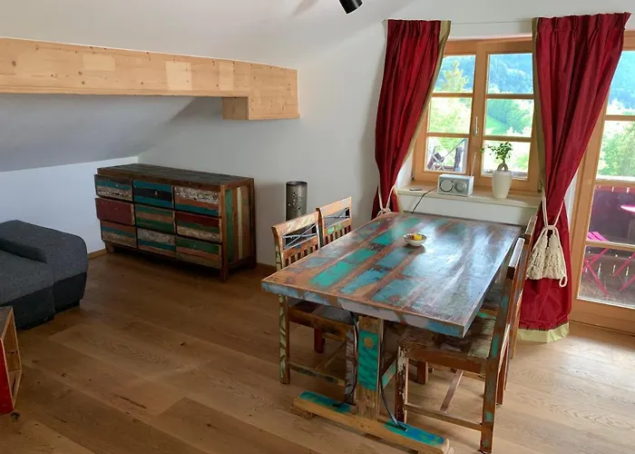 Dachgeschoss Ferienwohnung Mit Charme - Top Floor Apartment With Charme